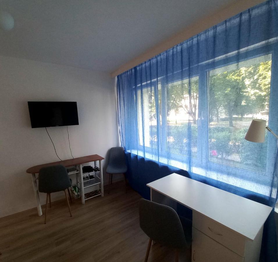 Nice Apartament With Small Tub Варшава Екстер'єр фото